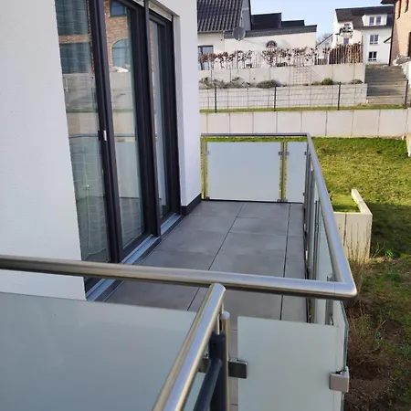 Luxuriouse, Moeblierte 2 Mit Separaten Eingang, Balkon Und Eigenem Parkplatz Vor Dem Eingang * Möhnesee